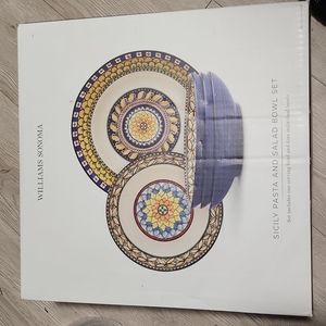 Williams Sonoma Pasta and Salad Bowl Set